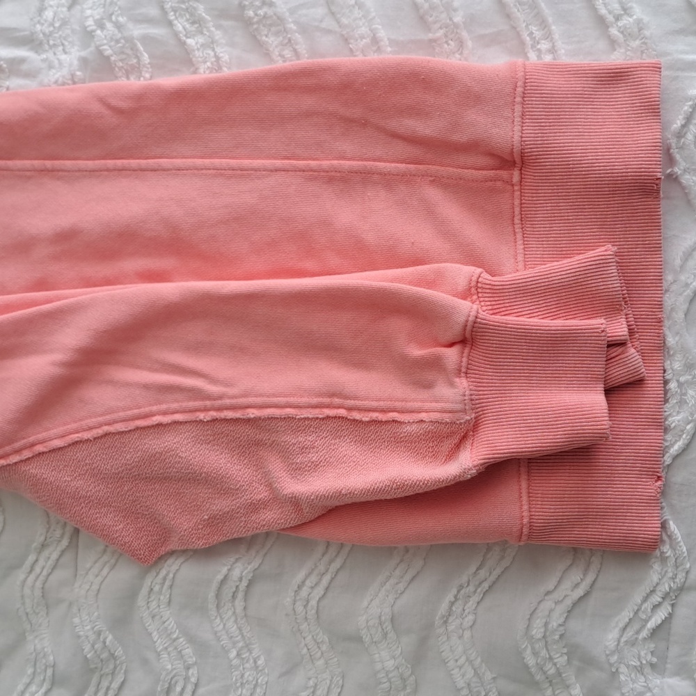 Aerie coral crewneck - Picture 3 of 6